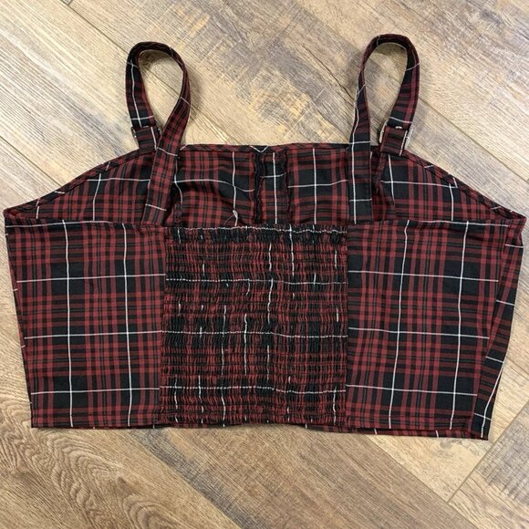 HOT TOPIC Maroon Black Plaid HOOK & EYE Buckle Strap CROP TOP Plus 4 Whimsigoth - Picture 3 of 4